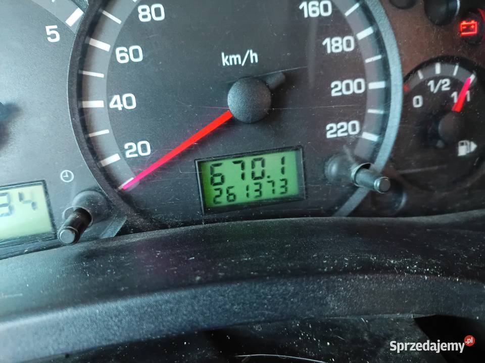 Ford connect 18 TDDI 260 hak 75KM sprzedam
