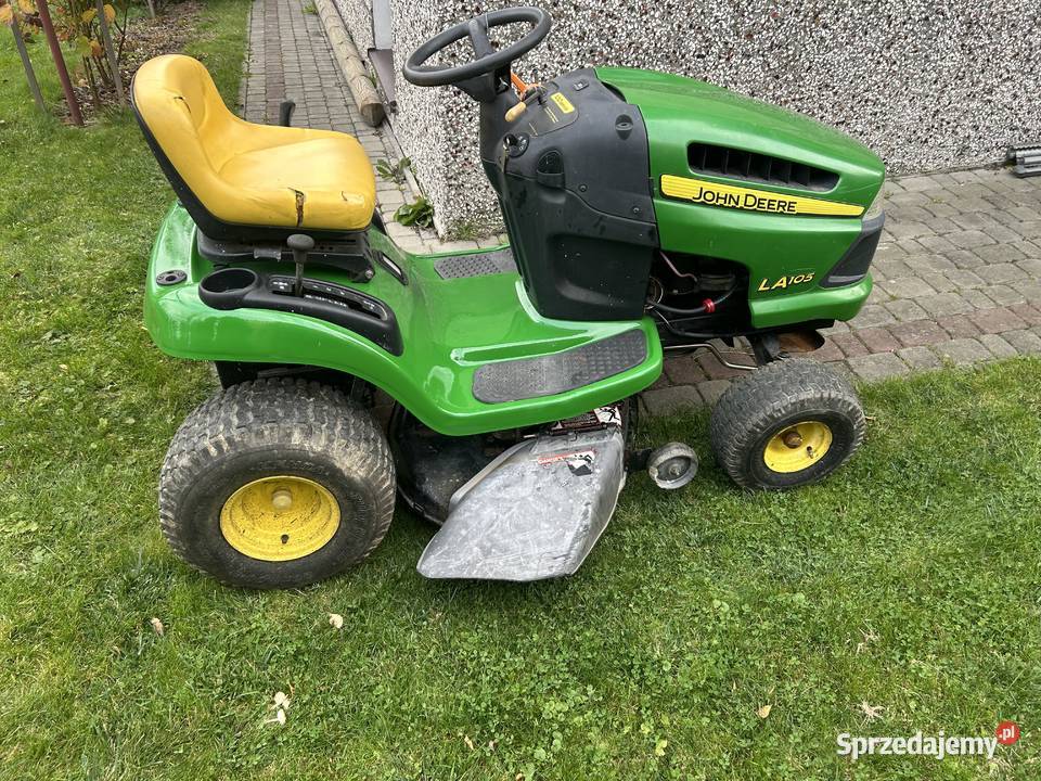 Traktorek John Deere LA 105 Czudec