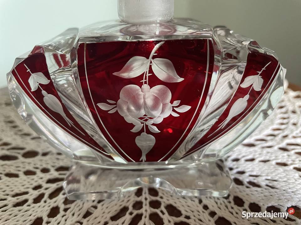Flakonik do perfum z krysztalu Jelenia Góra