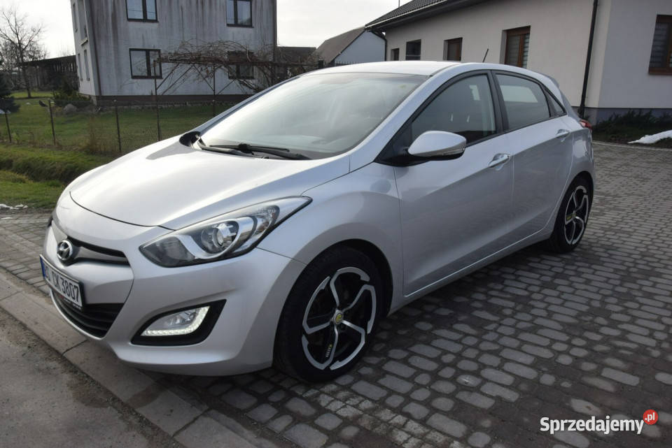 Hyundai i30 16D Navi Kamera 2 KPL KÓŁ Majdan Sieniawski