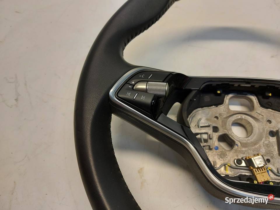 SKODA Enyaq 5LA iV85 Kierownica multimedialna