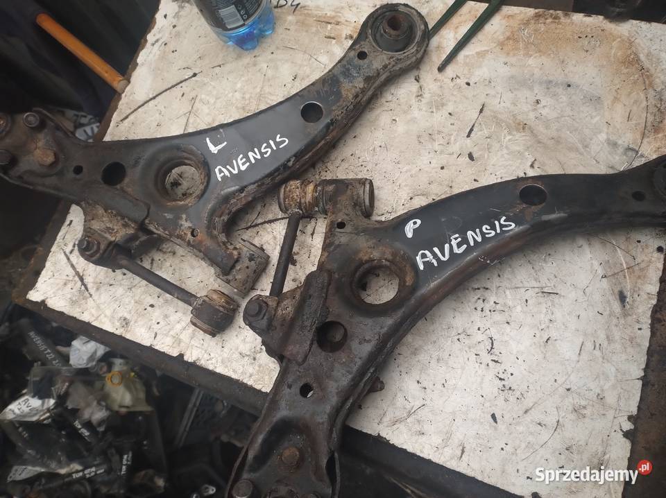 TOYOTA AVENSIS T22 wahacz przód prawy lewy Kielce