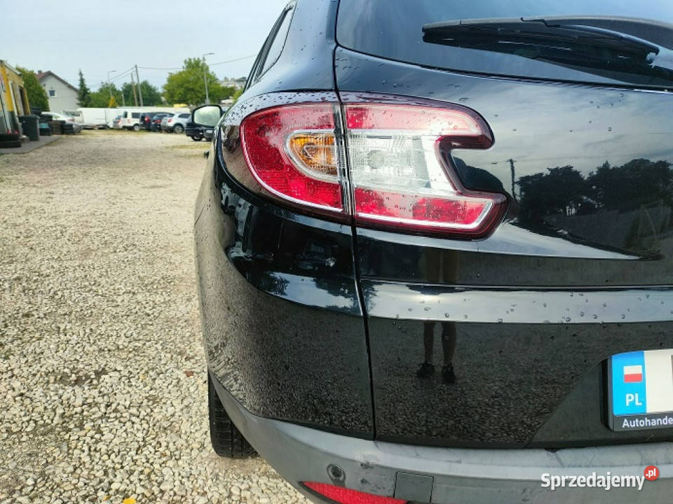 Renault Megane Super stan Bogata wersja Navi nieuszkodzony sprzedam