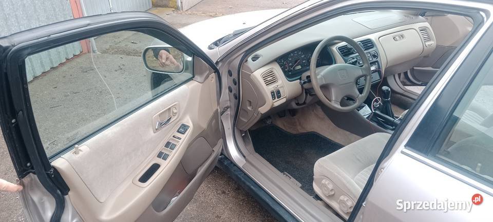 Honda Accord VI USA CG5 23 LPG manual 1998R 274222km Księginice