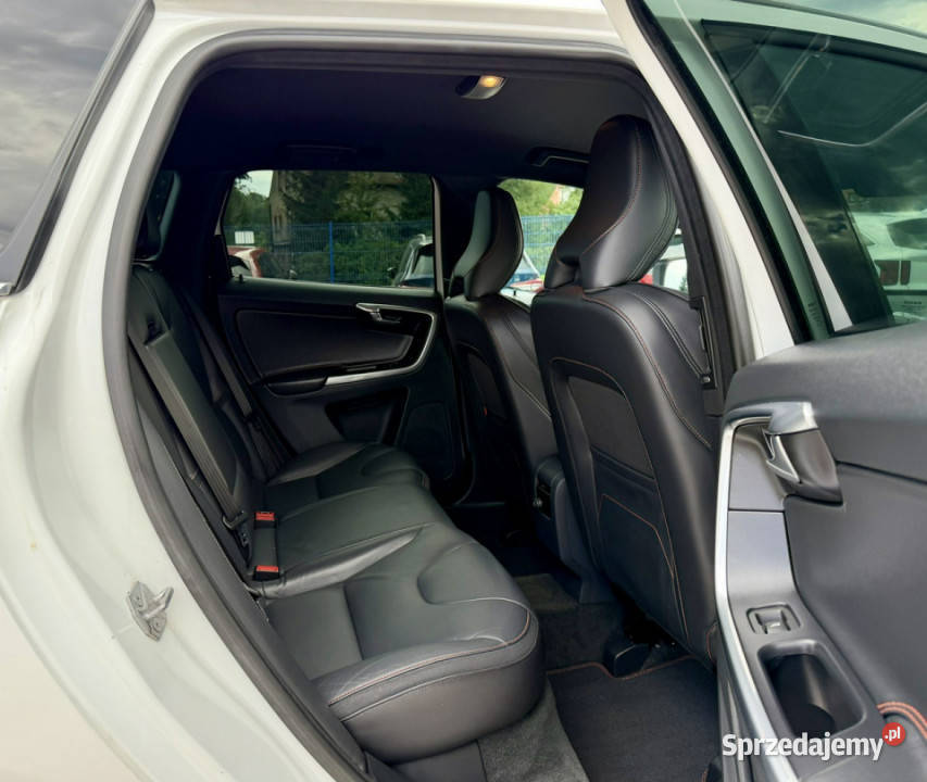 Volvo XC 60 D4Ocean RaceSerwisGwarancja I gniazdo USB Kamienna Góra