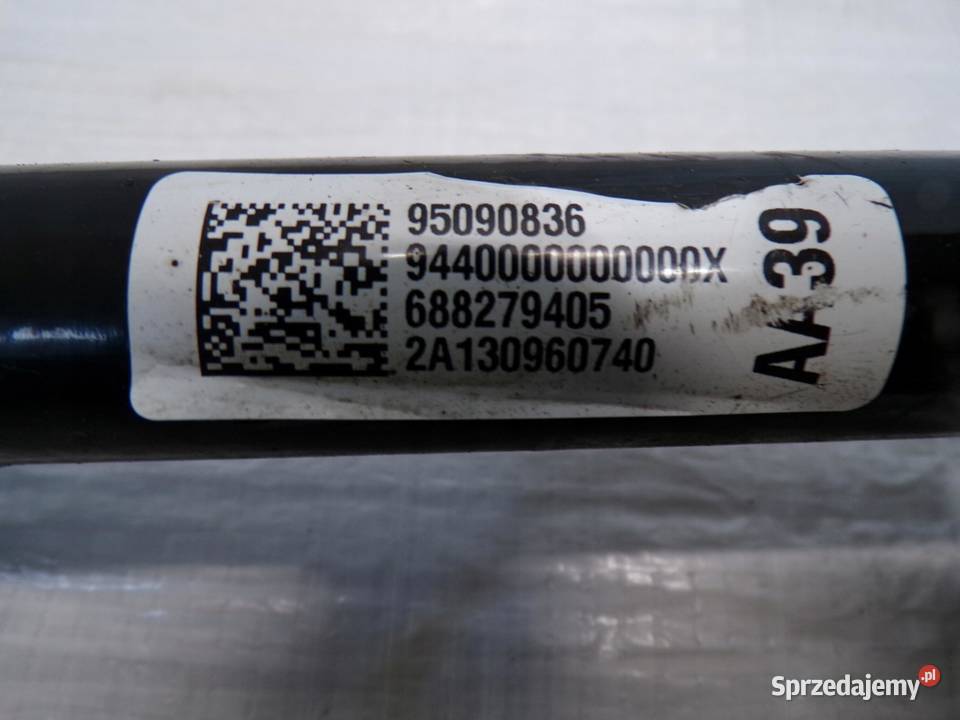 PÓŁOŚ LEWA OPEL MOKKA A 17 CDTI 95090836 Części samochodowe