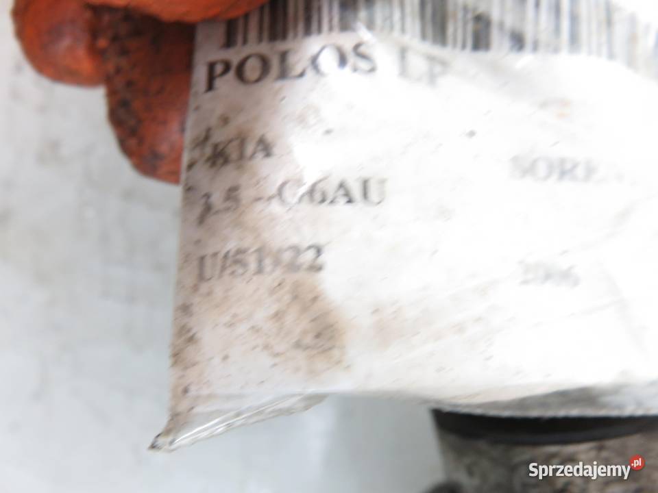 PÓŁOŚ LEWA PRZEDNIA KIA SORENTO I 35 B małopolskie