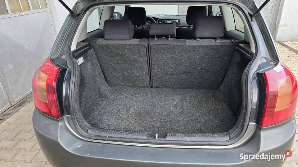 Toyota Corolla 14 VVTi Base 2003r 3 190 PLN Nowy Świętów