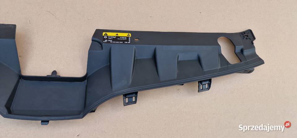 SKODA OCTAVIA III 3 OSŁONA GÓRNA PASA LISTWA Bieleń