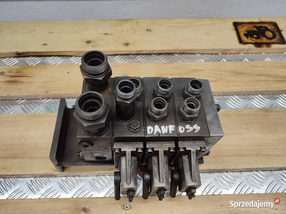 Rozdzielacz Danfoss PVG 32 sprzedam