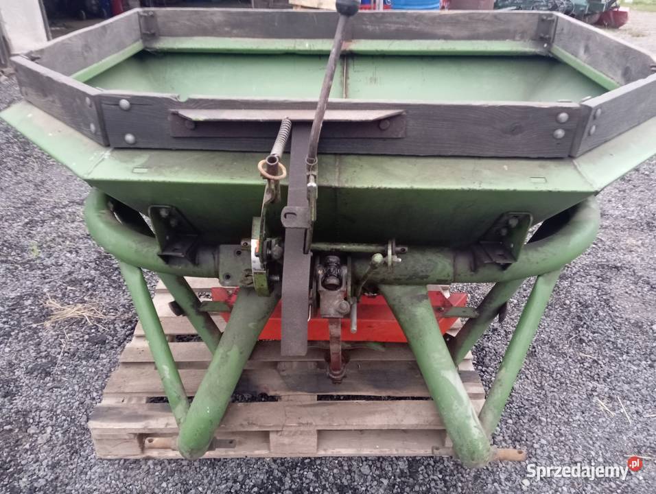 Rozsiewacz nawozów Amazone F 603 małopolskie Kaszów