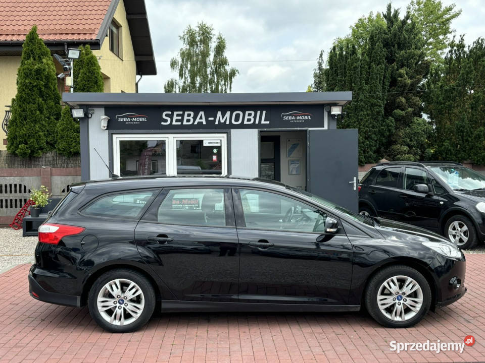 Ford Focus Gwarancja Klima 16 benzyna Mk3 lakier metallic Sade Budy