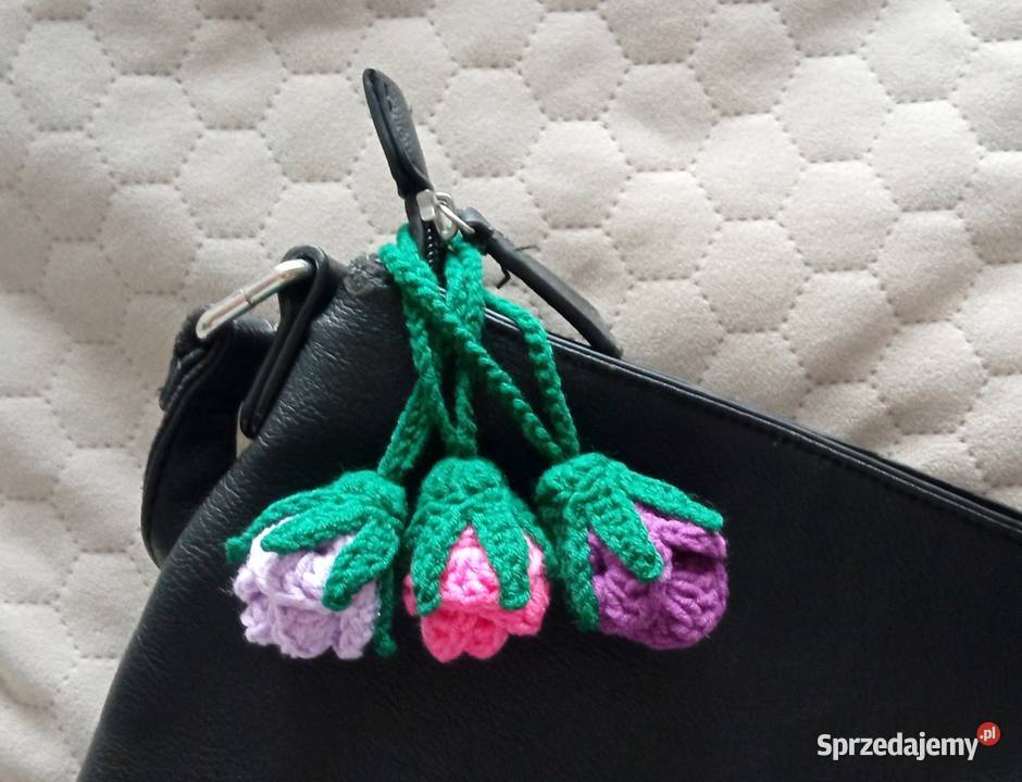 Różyczki wykonane na szydełkubreloki Łask sprzedam