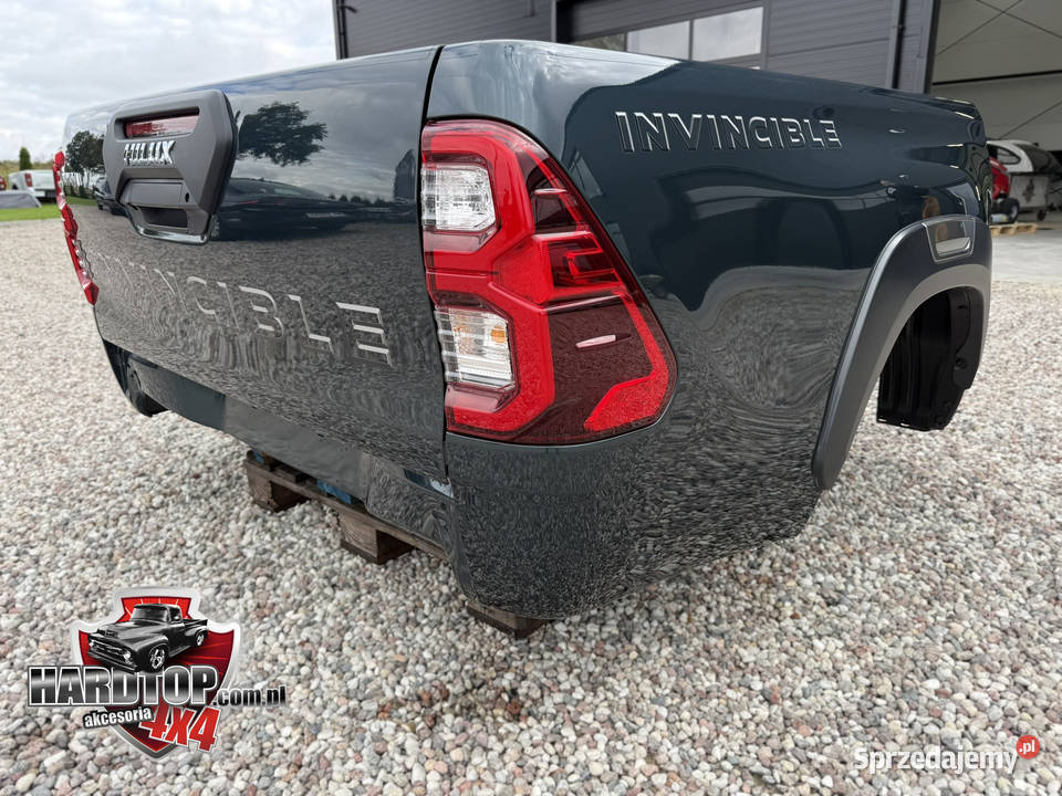 Paka Toyota Hilux 2015 INVISIBLE Skrzynia Pasłęk