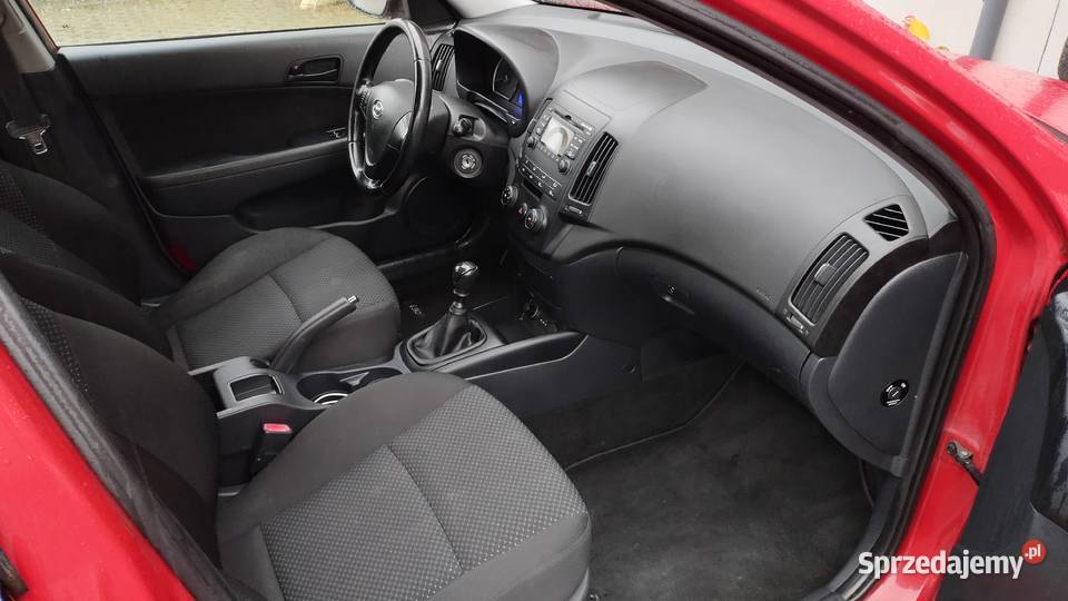 Hyundai i30 14 benzyna 109 Sport Pakiet Nowy małopolskie Niepołomice sprzedam