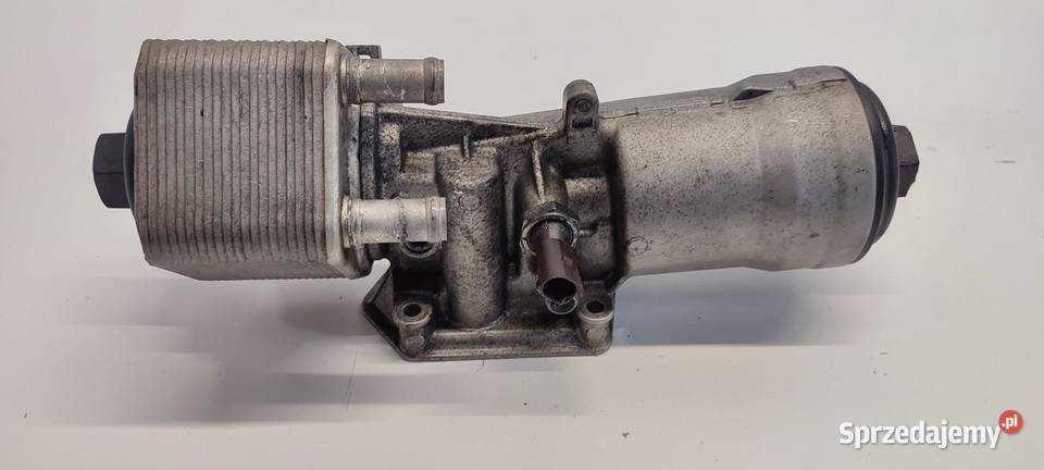 AUDI A5 8T PODSTAWA FILTRA OLEJU 045115389K