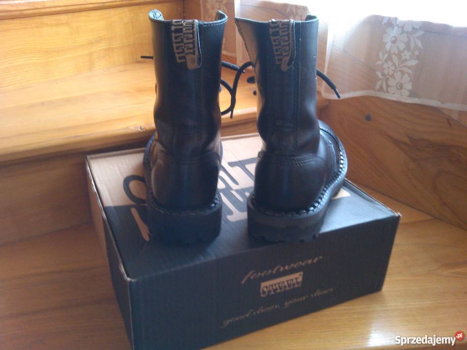 Sprzedam używane glany STEEL rozmiar 40 Stan Przyborów