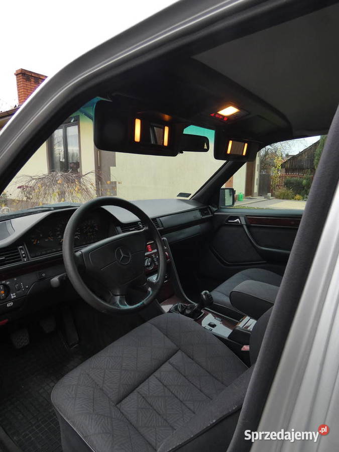 Mercedes W124 E200 Zaleszany