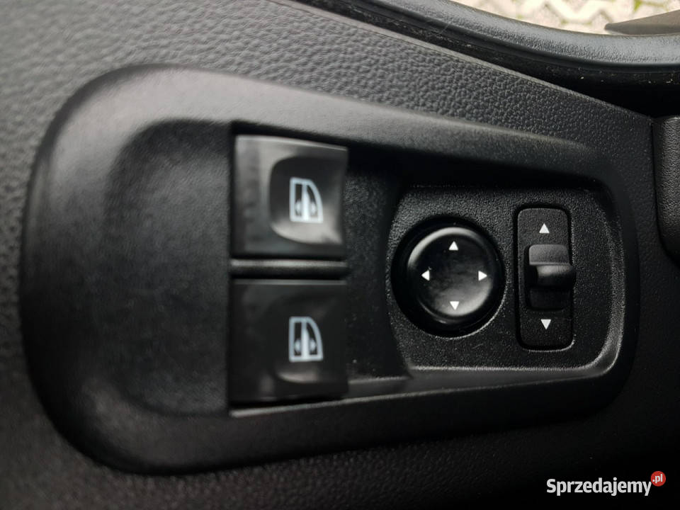 Renault Master 8EP CHŁODNIA 420x210x200 IZOTERMA elektryczne lusterka Poręba