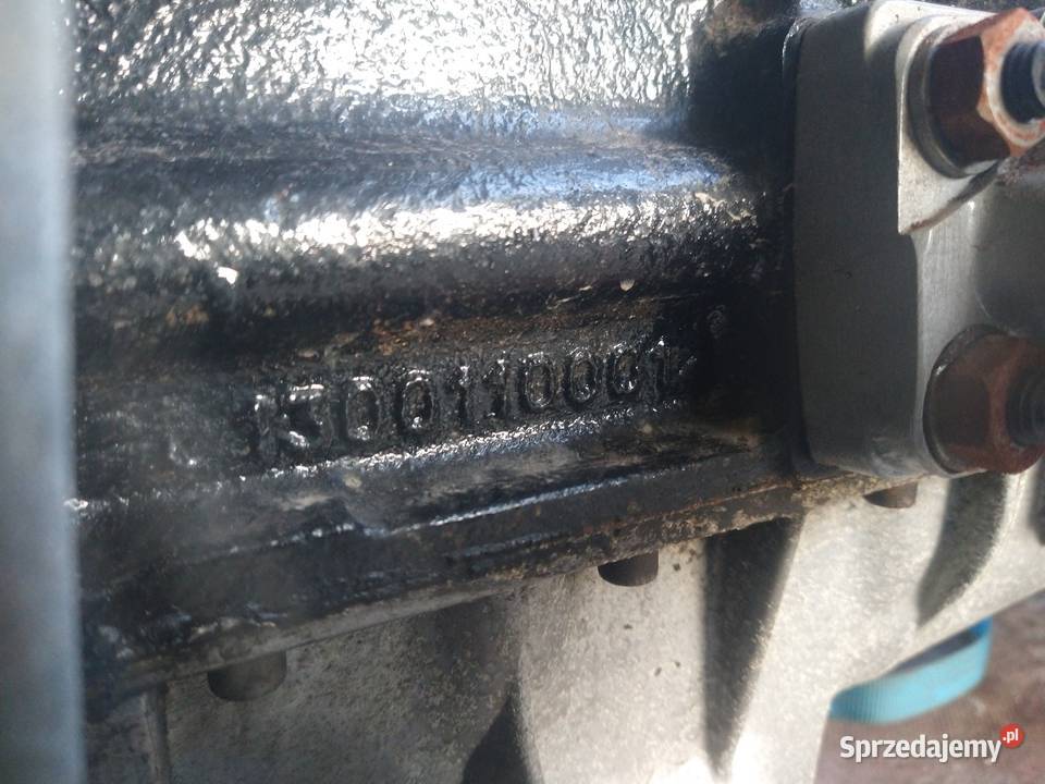 Silnik Mercedes W108 280 M130920 1300110001 28L Skawina