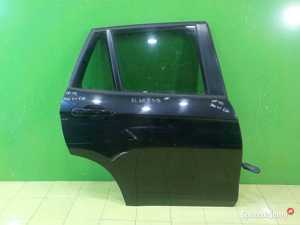 BMW X1 E84 20D 10r 5D drzwi prawe tyl kompletne Suków