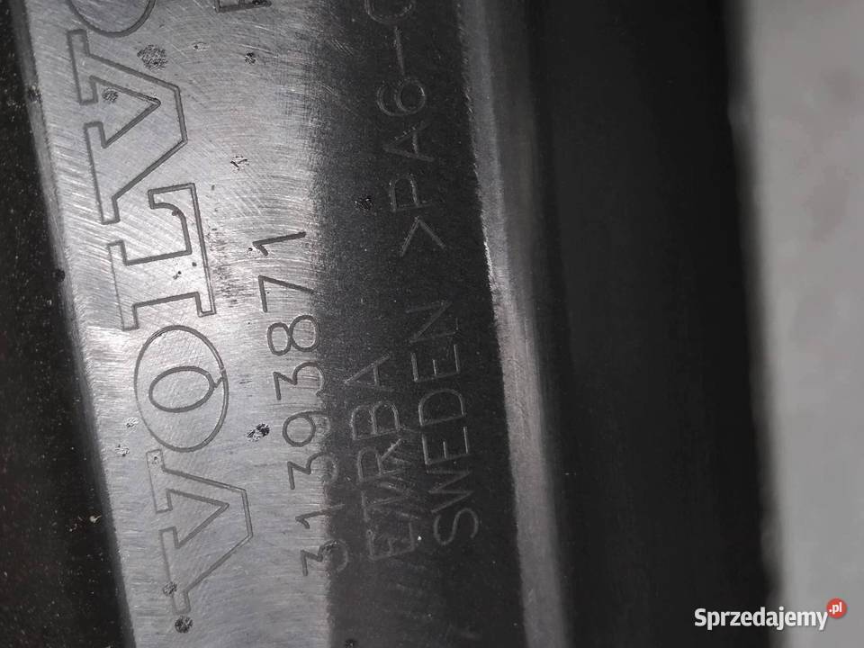 OSŁONA RAMKA DRZWI PRAWY PRZÓD 31393871 Volvo XC osobowe Osłony i zaślepki