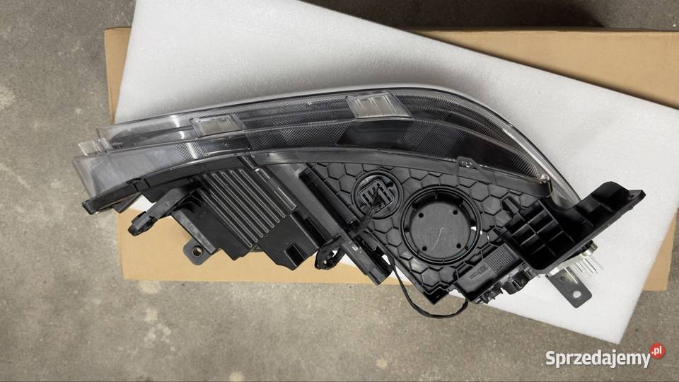 MG ZS REFLEKTORY KOMPLET IDEALNE Rok produkcji 2020 Szczecin