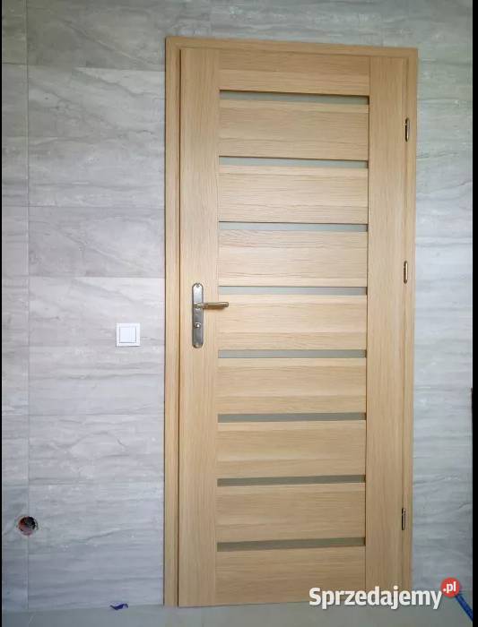 DRZWI WEWNĘTRZNE I OBUDOWA STAREJ OŚCIEŻNICY Drzwi i okna małopolskie