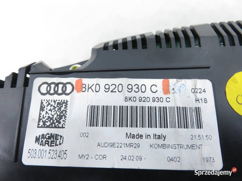 LICZNIK AUDI A4 B8 20 TDI 8K0920930C
