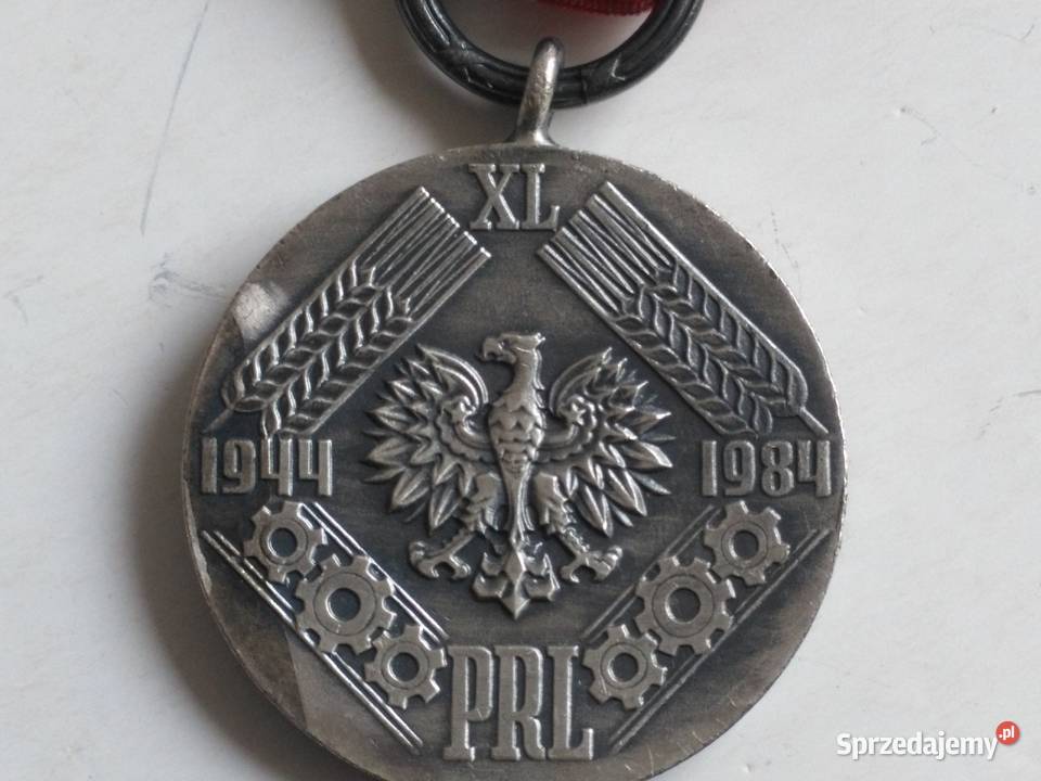 Zestaw dwa medale i odznak PRL Dąbrowa Górnicza