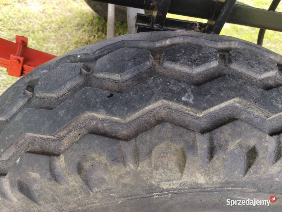 Przyczepa Autosan D732 nieuszkodzony Przyczepy rolnicze Stany
