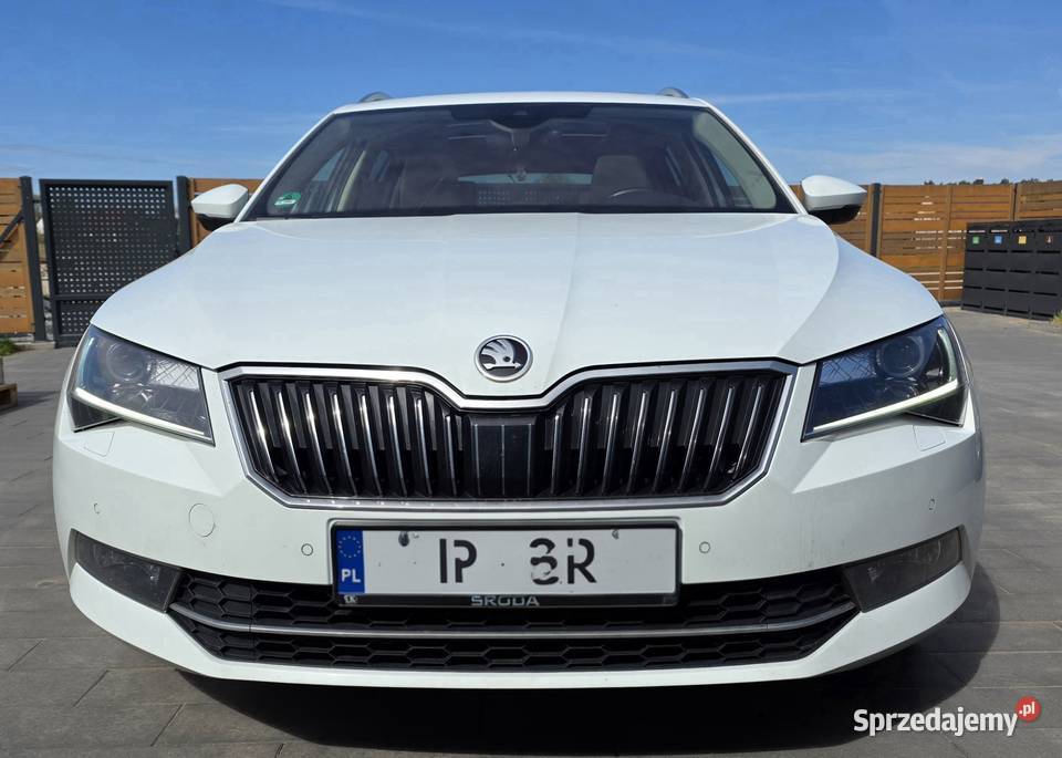 Skoda Superb super stan niski przebieg Szczecin