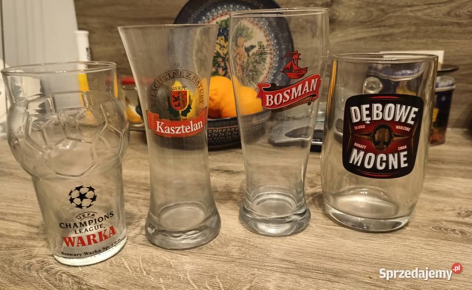 Trzy puchary i jeden kufel Wronki