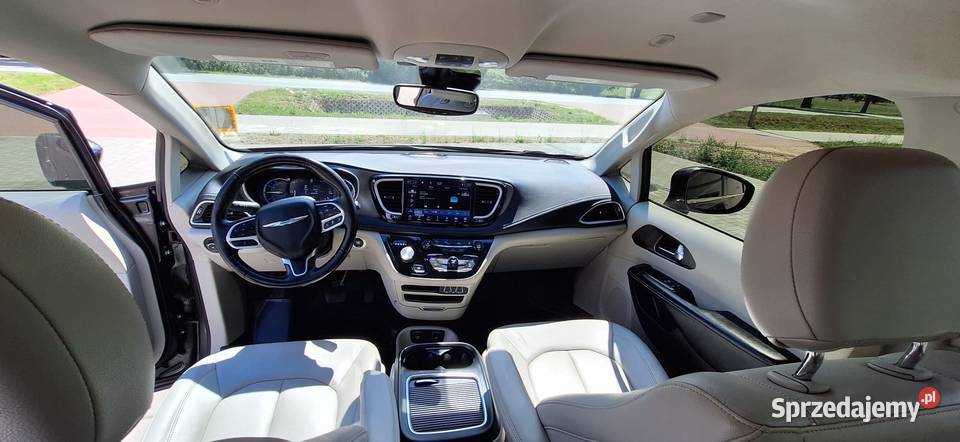 Chrysler Pacifica hybryd Plugin 2021 zar w mazowieckie Radzymin