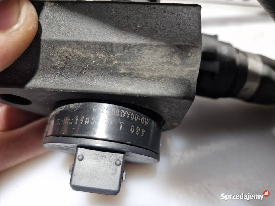 BMW E60 E61 E63 E64 POMPA WODY DODATKOWA 6917700 osobowe dolnośląskie