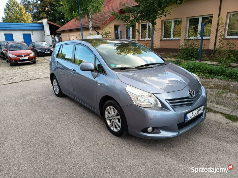 Toyota Verso Bezwypadkowy historia serwisowa 7 Janów Lubelski