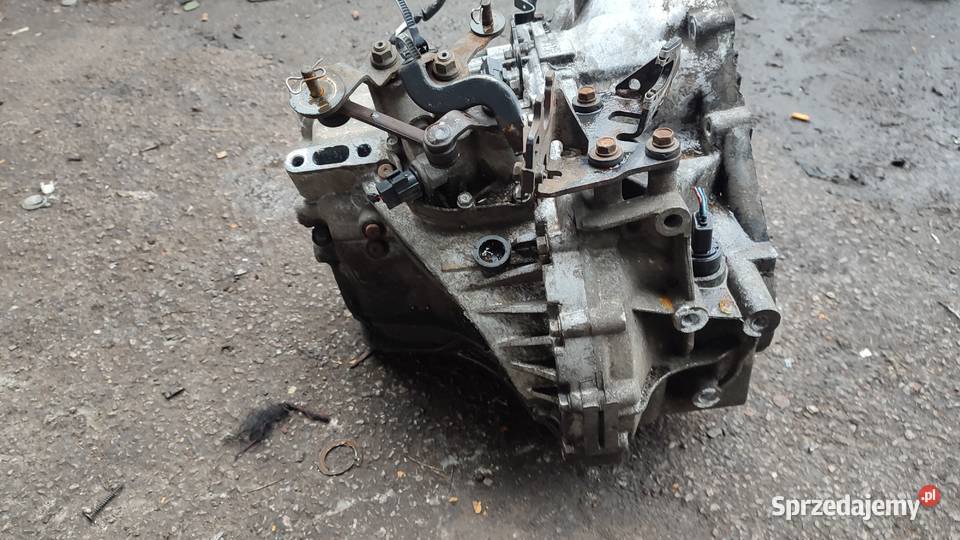 KIA CEED I 20 CRDI SKRZYNIA BIEGÓW S828J0 Amortyzatory