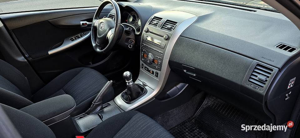 Toyota Corolla 13 101 benzyna bezwypadkowy komputer pokładowy Czeladź