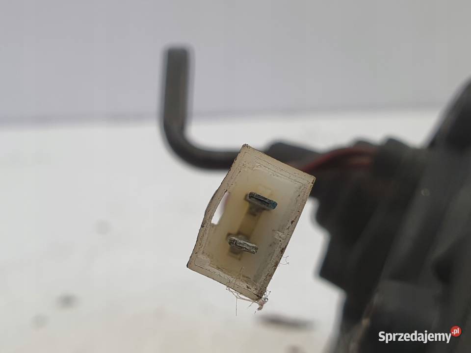 PRAWE LUSTERKO Mercedes 124 W124 PASAŻERA osobowe