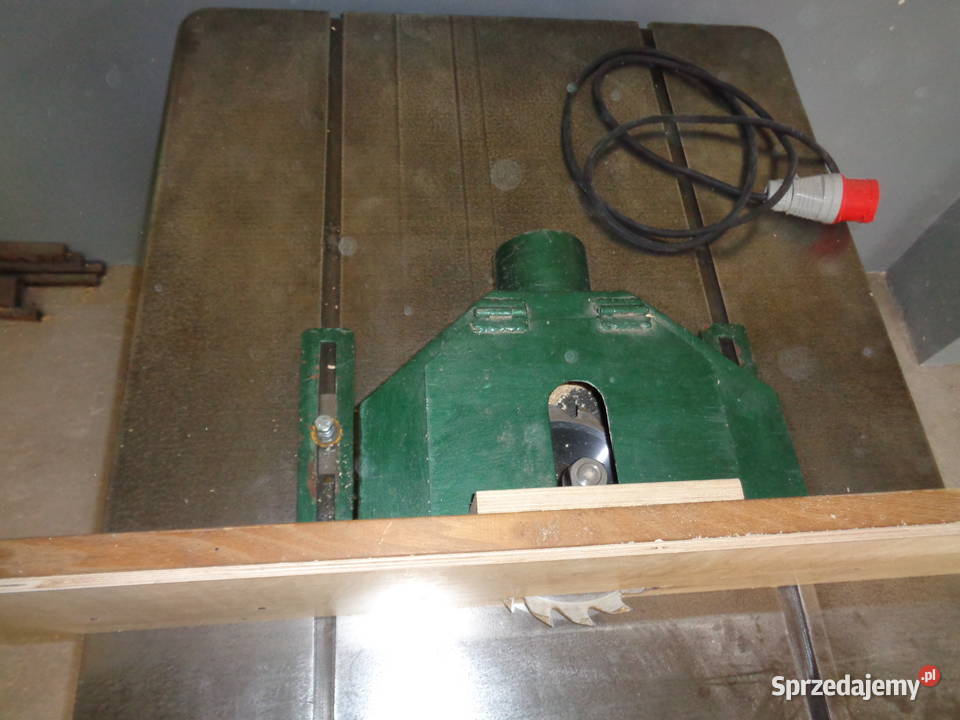 Frezarka dolnowrzecionowa Różan