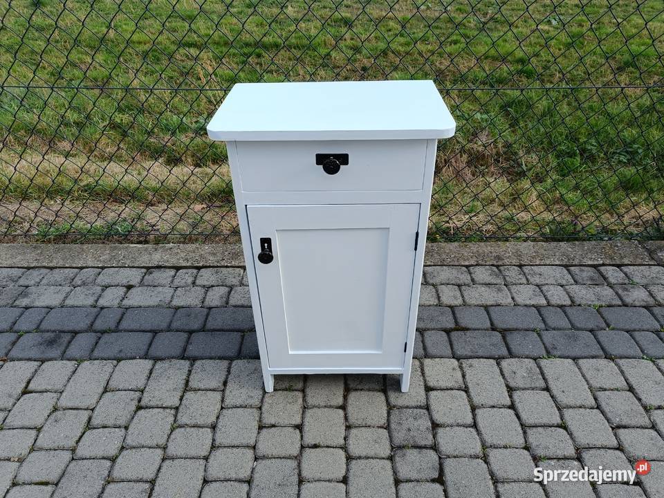 NAKASLIK biały SZAFKA drewniana stara 50x30 wys Brzostek