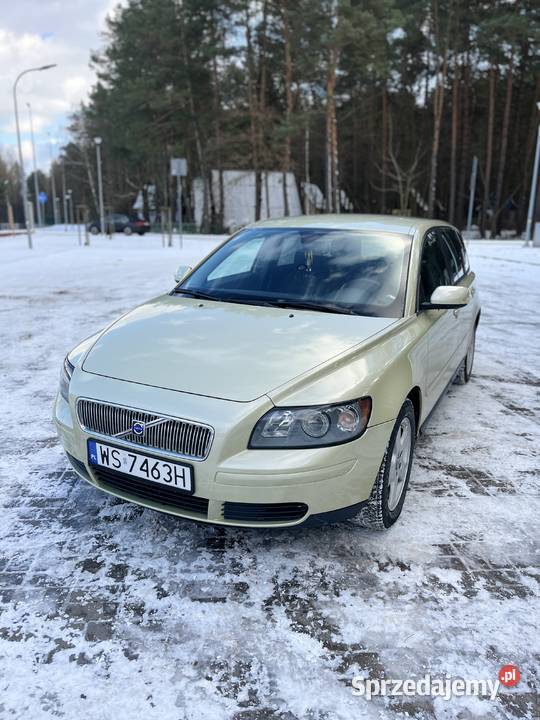 Volvo v502004 24 140 benzyna Łuków