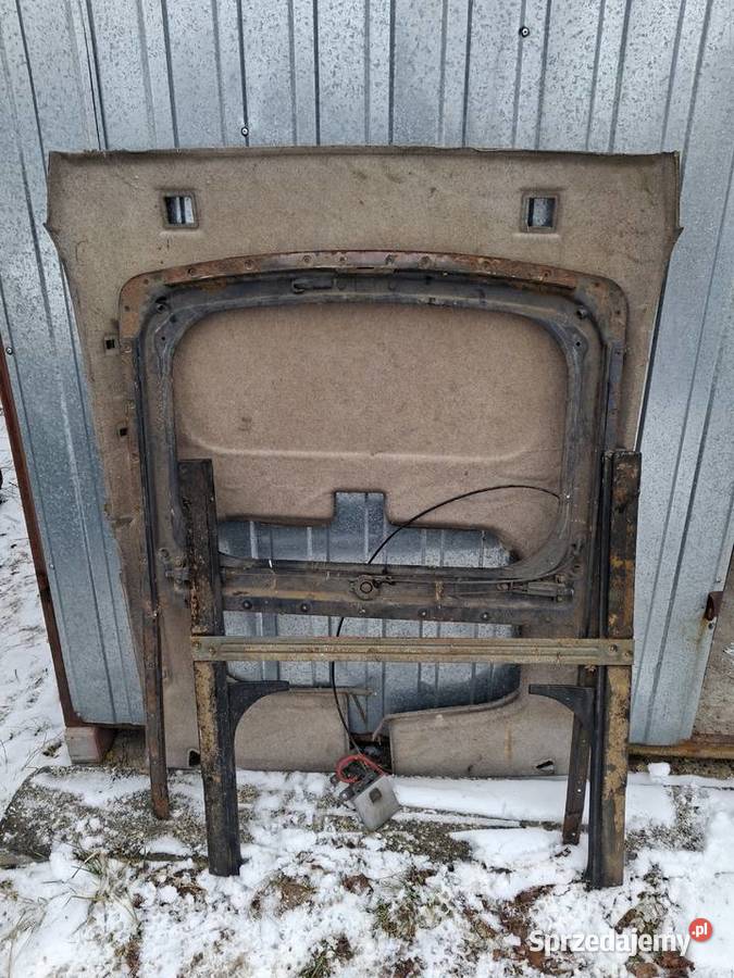 Peugeot 205 oś tylna drzwi tapicerka plastiki Rok produkcji 1994 Żdżenice sprzedam