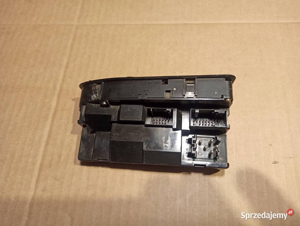 Przełącznik szyb Lewy przód BMW E39 8368967 Bolesławiec sprzedam