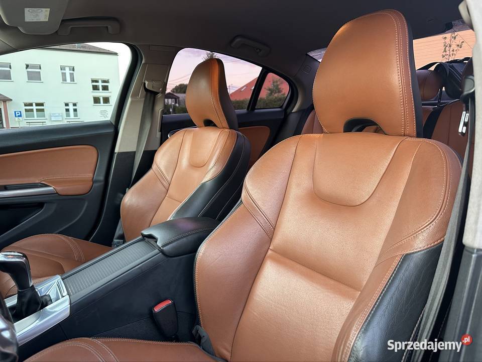 VOLVO S60 D3 DriveE Momentum 2015 r Zadbany czujnik zmierzchu Motoryzacja Skarżysko-Kamienna sprzedam