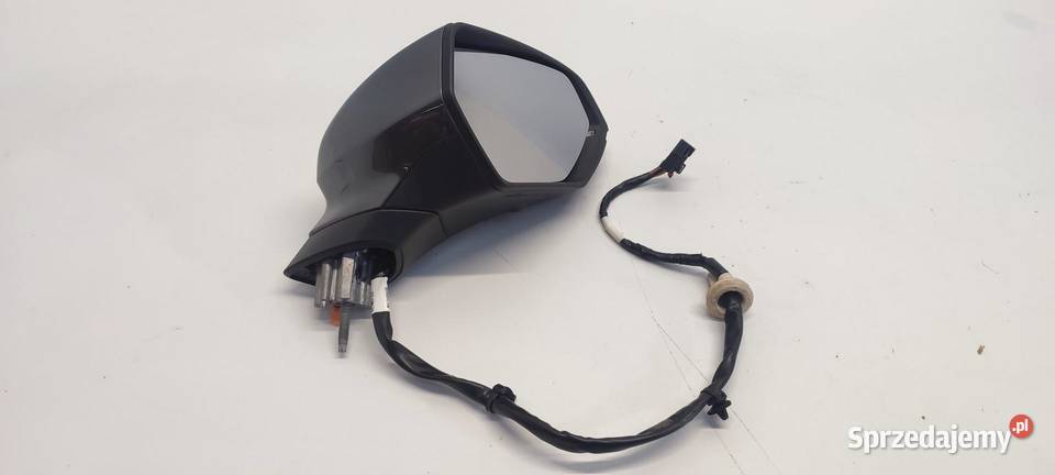 CUPRA FORMENTOR LUSTERKO PRAWE 13 PINÓW