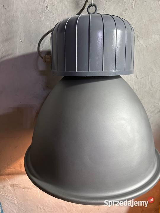 Przemysłowa lampa loft na żarówkę e 27 Gliwice