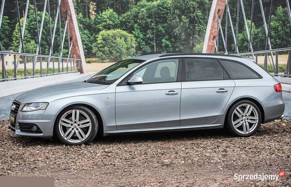 Audi A4 Avant 20 benzyna 211 4X4 2009r Mozliwy automatyczna Radom sprzedam