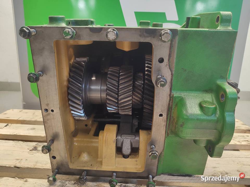 Skrzynia biegów JOHN DEERE 6175M R322095 wielkopolskie Wilkowo