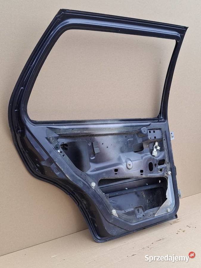 VW GOLF 3 III KOMBI DRZWI LEWY TYŁ LEWE TYLNE osobowe lubuskie